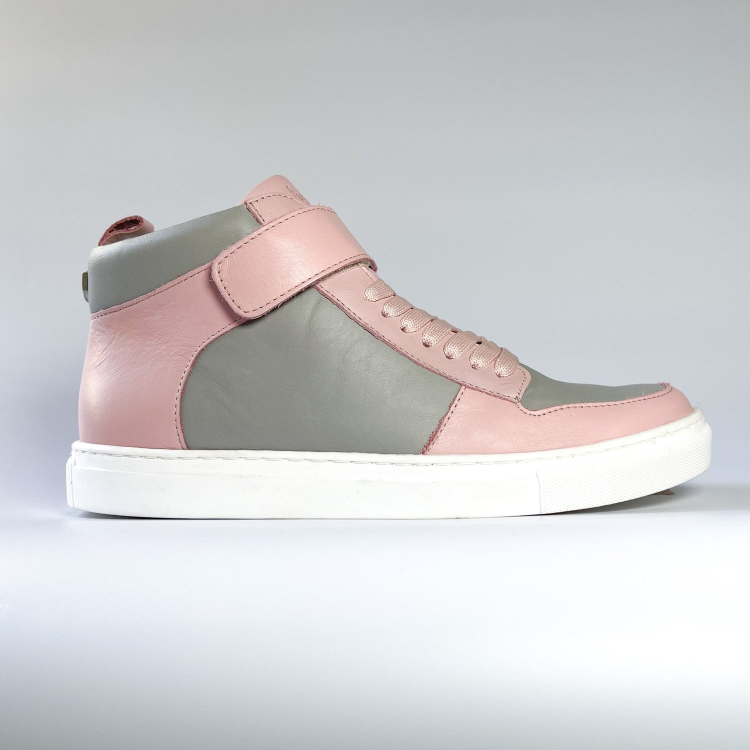 Handgemachte Leder High Top Sneaker für Damen von Orthopäden geprüft