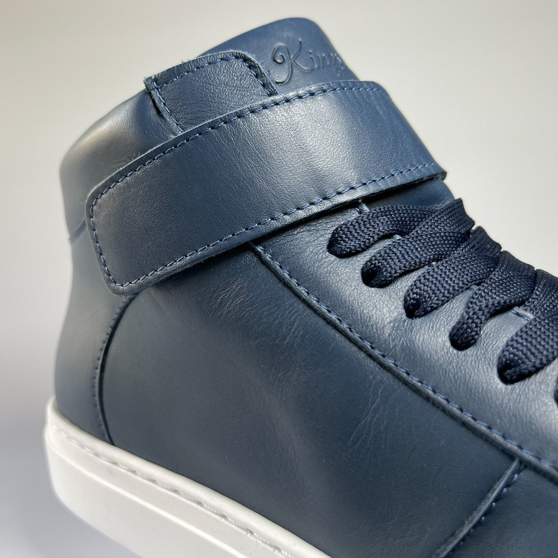 Kingsley Crew - High-Top Damen Sneaker aus Leder - Blau